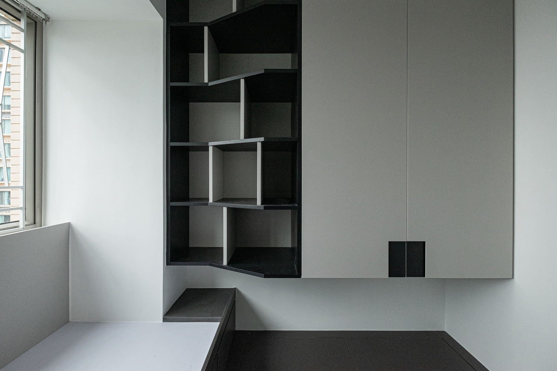 Paul Mak - our interiors ltd. - Lake Silver