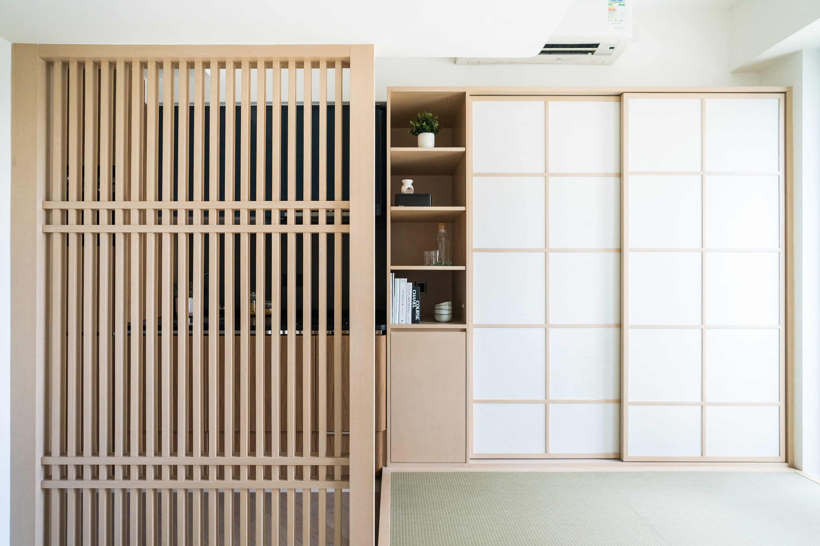 Marcus Chan -  Mae Design Studio - Modular Minimalist Loft