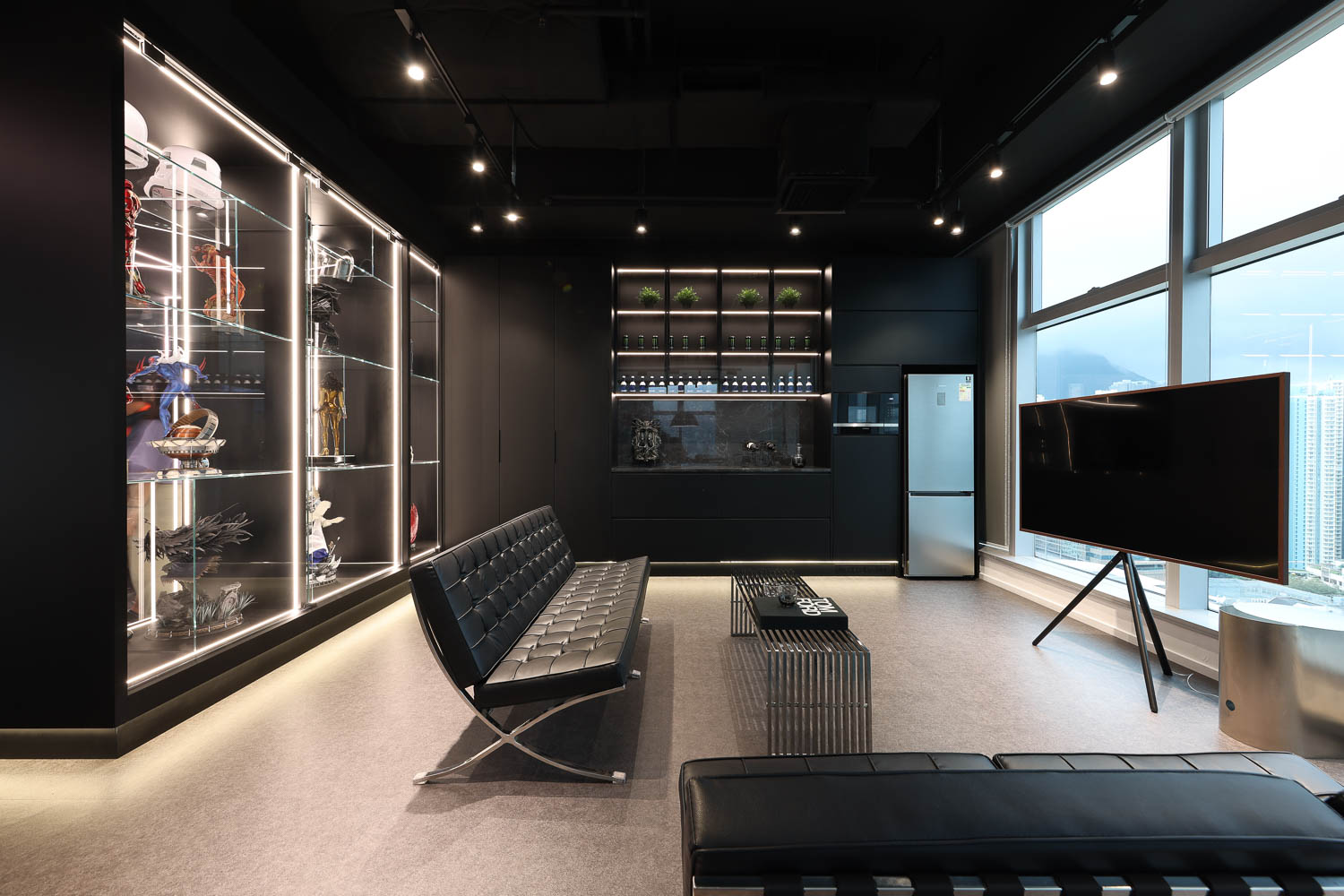 Matthew Li - Grande Interior Design - Capital Tower