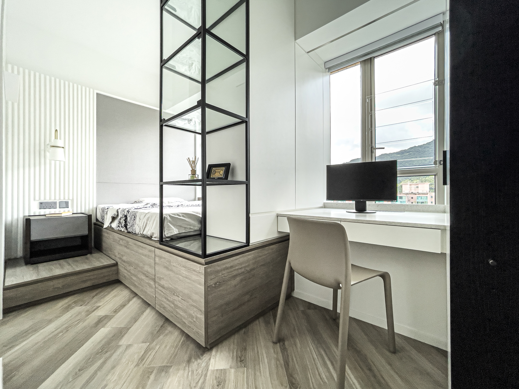 Paul Mak - our interiors ltd. - Lake Silver